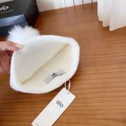 Uubags Alo White Ribbed Knit Beanie with Faux Fur Pom-Pom - 3