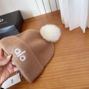 Uubags Alo Beige Ribbed Knit Beanie with Faux Fur Pom-Pom - 2