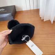 Uubags Alo Black Ribbed Knit Beanie with Faux Fur Pom-Pom - 6