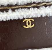 Uubags Chanel Vanity Case with Top Handle in Dark Brown Shearling Sheepskin & Gold-Tone Metal 17x19.5x5.5cm - 6