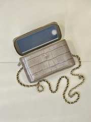 Uubags Chanel 2026 crocodile embossed vanity case in dark khaki with chain 17cm - 3