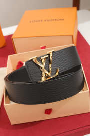 Uubags Louis Vuitton LV Initiales 4cm Reversible Belt With Gold-tone Metal In Black - 1