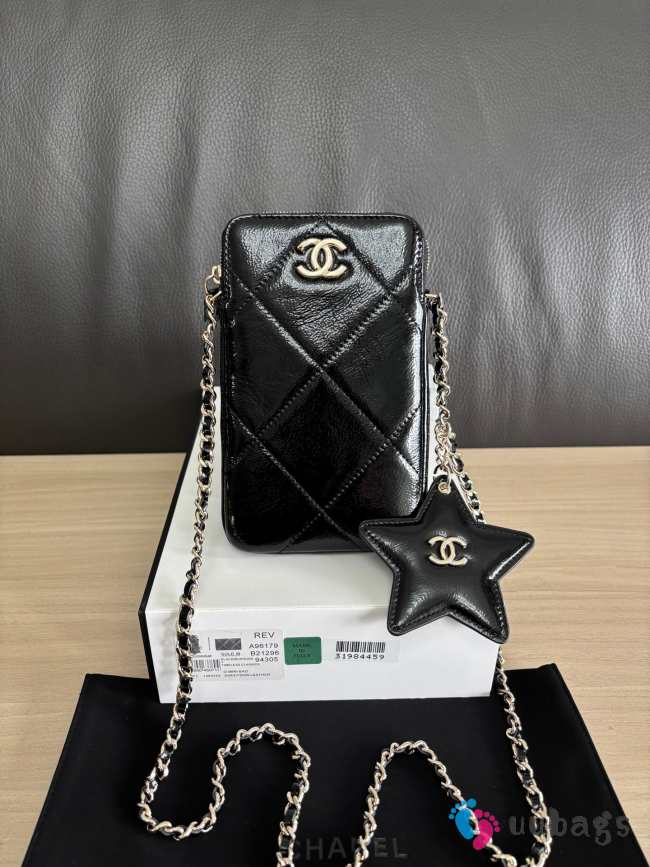 Uubags Chanel black patent quilted phone crossbody bag 11cm - 1