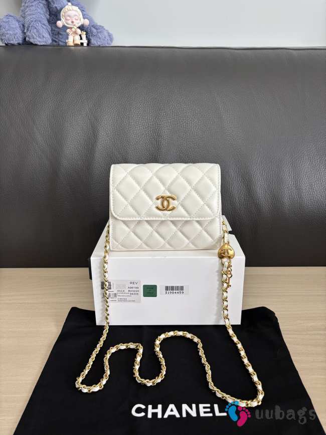 Uubags Chanel Classic Card Holder On Chain With White Lambskin Leather 12cm - 1