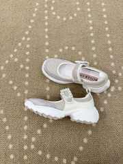 Uubags Roger Vivier Viv' on the Run Mary Janes in fabric beige - 2