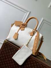 Uubags Louis Vuitton M2A408 Speedy P9 Bandoulière Double-Sided Bag 30 In White 32x22.5x18cm - 1