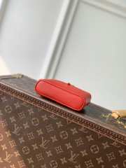 Uubags Louis Vuitton M25689 Nice Beauty Bag In Rouge Louis Color Epi Skin 13.5x11.5x3.5cm - 4