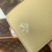 Uubags Louis Vuitton M3A084 New Passport Cover In Monogram Highlands Green 10x14x2.5cm - 2