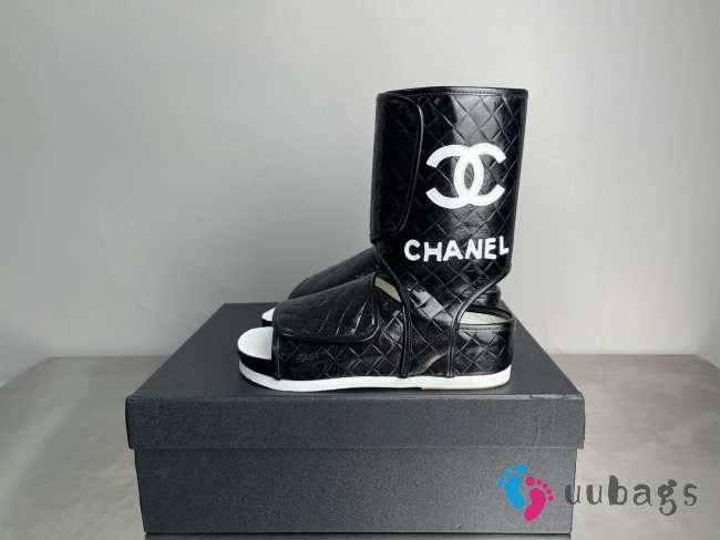Uubags CHANEL Quilted Lambskin CC Logo High-Top Sandals in Black - 1