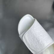 Uubags CHANEL Quilted Lambskin CC Logo High-Top Sandals in White - 3