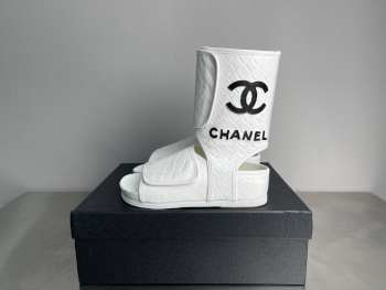 Uubags CHANEL Quilted Lambskin CC Logo High-Top Sandals in White