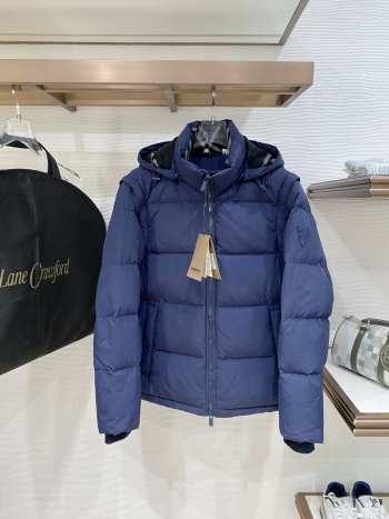 Uubags Burberry Detachable Sleeve Bideford Puffer Jacket In Blue