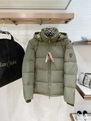 Uubags Burberry Detachable Sleeve Bideford Puffer Jacket In Khaki Green - 1