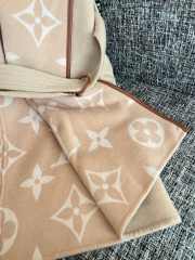Uubags Louis Vuitton 1A99K2 Belted Double Face Hooded Wrap Coat In Camel - 6