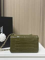 Uubags Chanel Small Crocodile Embossed Calfskin & Gold-Tone Metal In Khaki 20x7x15cm - 4