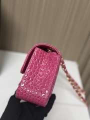 Uubags Chanel Small Crocodile Embossed Calfskin & Gold-Tone Metal In Pink 20x7x15cm - 6