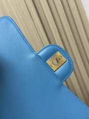 Uubags Chanel Small Crocodile Embossed Calfskin & Gold-Tone Metal In Blue 20x7x15cm - 3