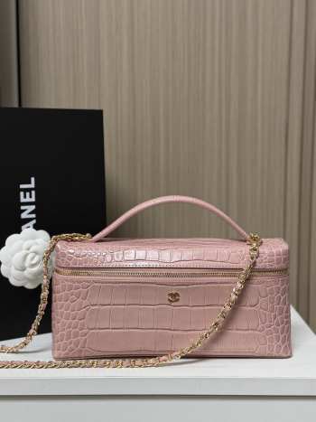 Uubags Chanel Vanity bag with shoulder strap in embossed calfskin with crocodile pattern & gold-plated alloy pink 12x25x5cm