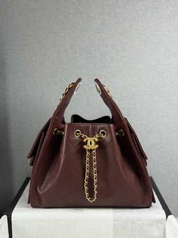 Uubags Chanel 25 small handbag calfskin with grain effect & gold metallic in burgundy 30x26x14cm