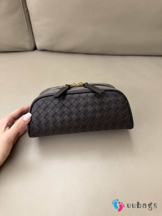 Uubags Bottega Veneta small Nodo pouch in espresso ntrecciato piccolo nappa leather and suede 20x9x10cm - 1