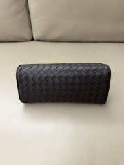 Uubags Bottega Veneta small Nodo pouch in espresso ntrecciato piccolo nappa leather and suede 20x9x10cm - 3