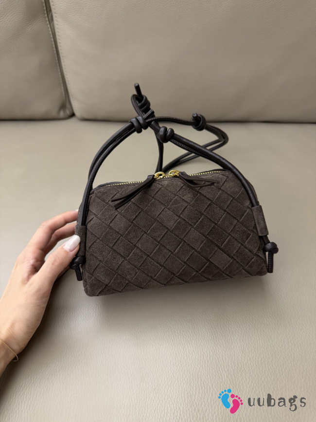 Uubags Bottega Veneta Concert intrecciato suede leather pouch espresso 18.5x8.5x11.5cm - 1