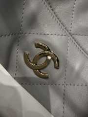 Uubags Chanel Large Hobo Bag In Grained Shiny Calfskin & Gold-Tone Metal White 28x41.5x8cm - 2
