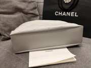 Uubags Chanel Large Hobo Bag In Grained Shiny Calfskin & Gold-Tone Metal White 28x41.5x8cm - 5