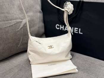 Uubags Chanel Mini Hobo Bag Quilted Leather In White 23x13x8cm