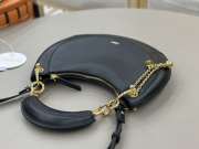 Uubags small Chloé Banana zipped hobo bag in soft leather black 31x20x2.5cm - 5