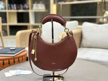 Uubags small Chloé Banana zipped hobo bag in soft leather blushy brown 31x20x2.5cm