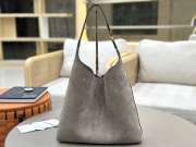 Uubags Chloe large Marcie hobo bag in grey suede leather 36x29x10cm - 6