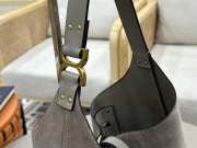 Uubags Chloe large Marcie hobo bag in grey suede leather 36x29x10cm - 2
