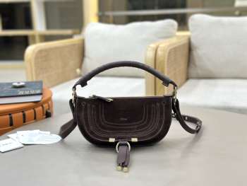 Uubags Chloe mini Marcie shoulder bag in dark chocolate suede leather 25x15x7cm
