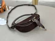Uubags Chloe mini Marcie shoulder bag in dark chocolate suede leather 25x15x7cm - 6