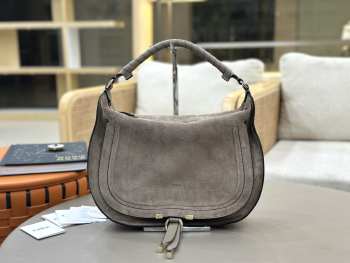 Uubags Chloe small Marcie shoulder bag in grey suede leather 37x25x9.5cm