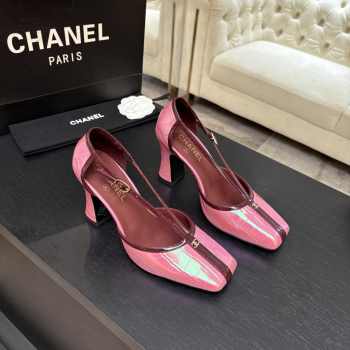 Uubags Chanel Mary Janes shoes crocodile-embossed crumpled laminated lambskin in pink & dark burgundy 8.5cm