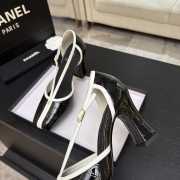 Uubags Chanel Mary Janes shoes crocodile-embossed calfskin & glossy calfskin in black & white 8.5cm - 3