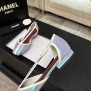 Uubags Chanel Mary Janes shoes crocodile-embossed crumpled laminated lambskin in light green & dark burgundy 1cm - 2