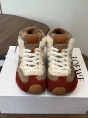 Uubags Loewe Ballet Runner 2.0 shearling sneakers in beige - 6