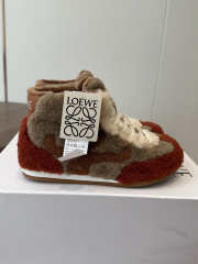 Uubags Loewe Ballet Runner 2.0 shearling sneakers in beige - 5