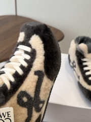 Uubags Loewe Ballet Runner 2.0 shearling sneakers in black - 2
