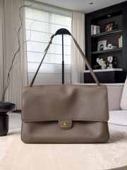 New Arrivals 2026 Chanel Maxi flap bag calfskin with grain effect & gold metallic in light brown 26x38.5x11cm - 1