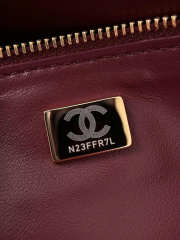 New Arrivals 2026 Chanel Maxi flap bag calfskin with grain effect & gold metallic in light brown 26x38.5x11cm - 4