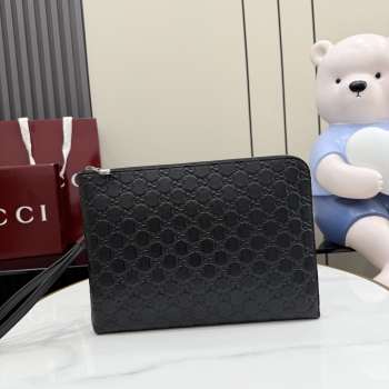 Uubags Gucci GG Emblem medium pouch in black leather 30x22x2.5cm