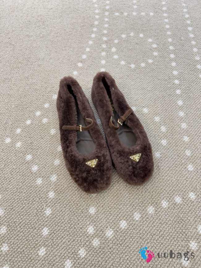 Uubags Prada Shearling ballerinas in dark brown - 1
