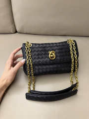 Uubags Bottega Veneta Baby Madison Bag In Black 22.5x4.5x13cm - 3