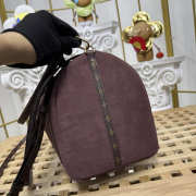 New Arrivals 2026 Louis Vuitton M26358 MM Express Bag In Carmin Suede Calfskin 36x24x18.5cm - 4